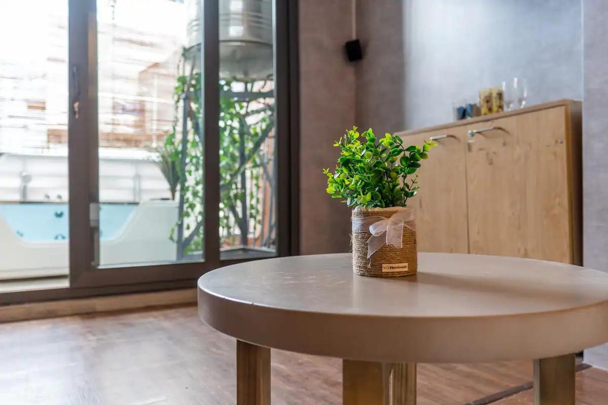Saigon Hideout Nguyen Trai Apartment โฮจิมินห์ซิตี้ ภายนอก รูปภาพ