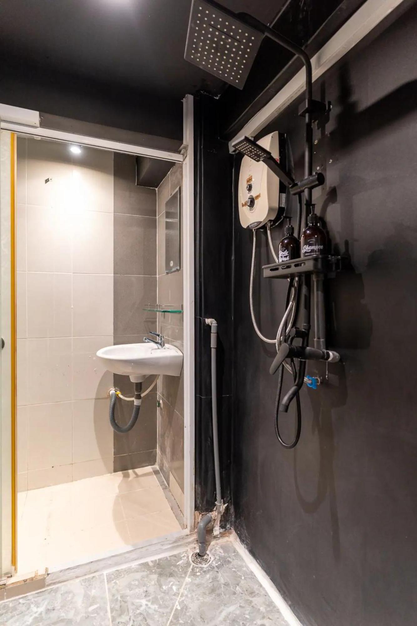 Saigon Hideout Nguyen Trai Apartment โฮจิมินห์ซิตี้ ภายนอก รูปภาพ