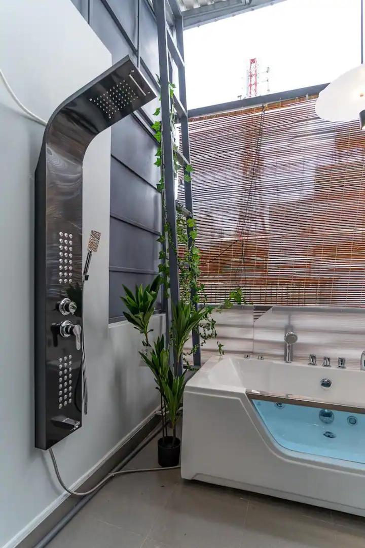 Saigon Hideout Nguyen Trai Apartment โฮจิมินห์ซิตี้ ภายนอก รูปภาพ